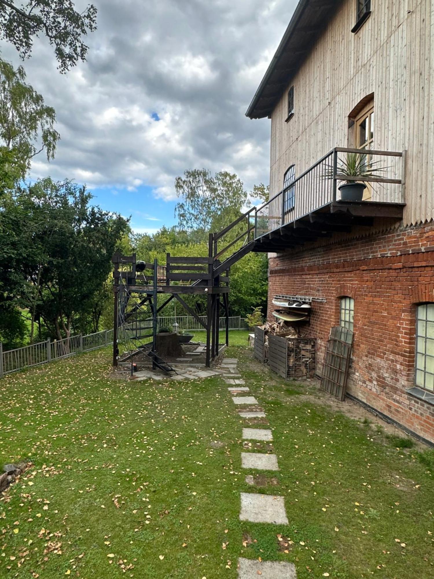 Urlaub In Einer Historischen Wassermuehle An Der Trave Lübeck Exterior foto